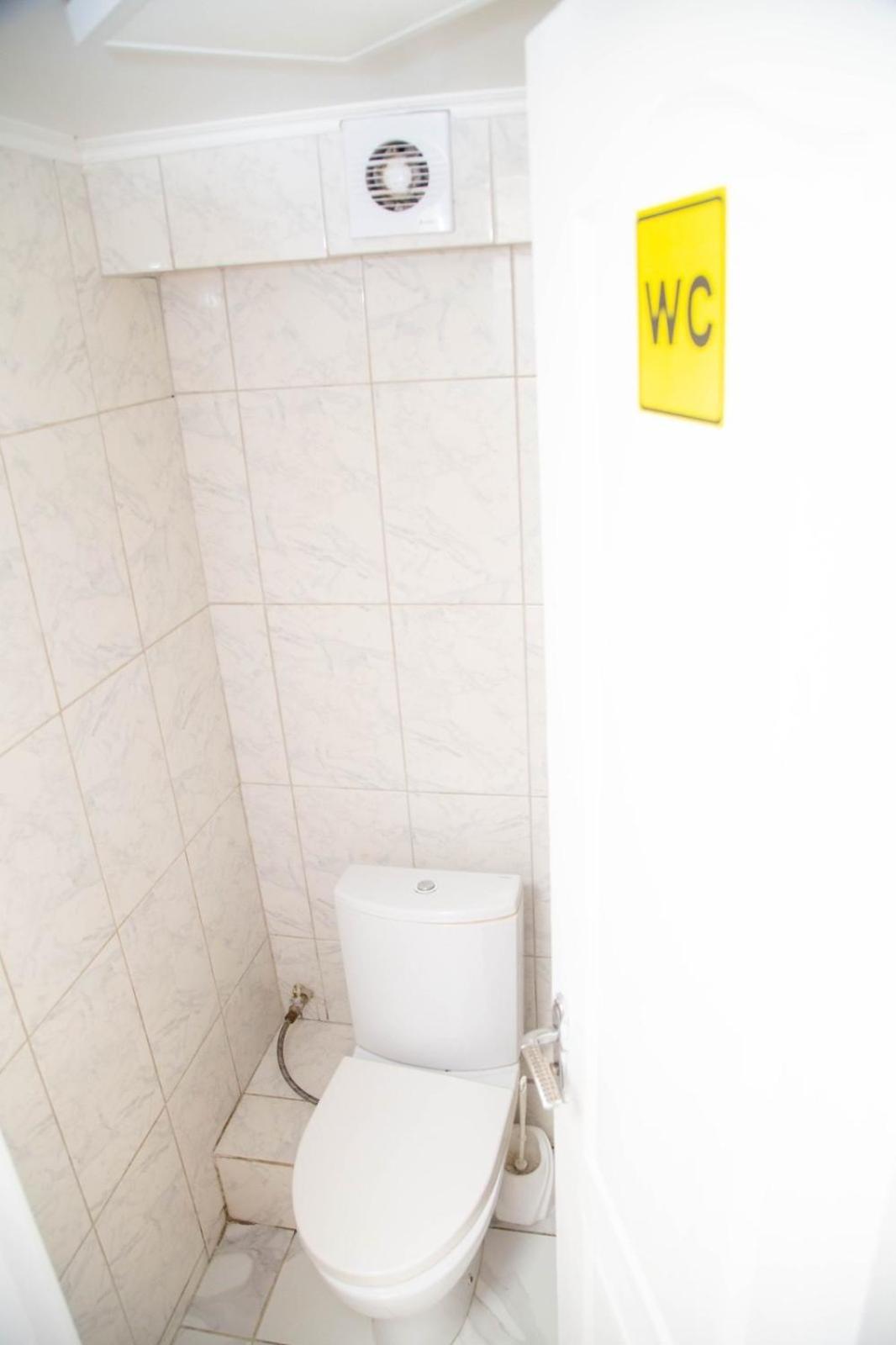 קייב Sun City Hostel 4 מראה חיצוני תמונה